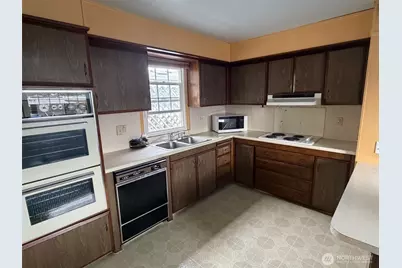 3215 S 182nd Street #171, SeaTac, WA 98188 - Photo 4