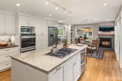 7803 89th Place SE, Mercer Island, WA 98040 - Photo 6