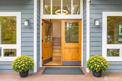 7803 89th Place SE, Mercer Island, WA 98040 - Photo 4