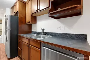 418 N L St, Tacoma, WA 98403 - Photo 10