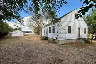 40 NW B St, College Place, WA 99324 - Photo 4