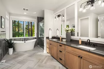 2025 211th Avenue NE, Sammamish, WA 98074 - Photo 24