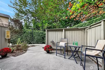 8835 166th Avenue NE #D-102, Redmond, WA 98052 - Photo 10
