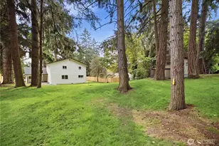 4702 Waller Rd E, Tacoma, WA 98443 - Photo 32