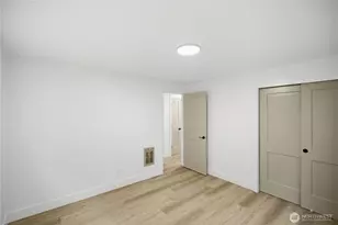 4702 Waller Rd E, Tacoma, WA 98443 - Photo 14