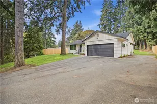 4702 Waller Rd E, Tacoma, WA 98443 - Photo 2