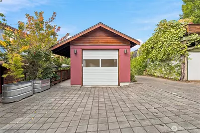 826 30th Avenue, Seattle, WA 98122 - Photo 38