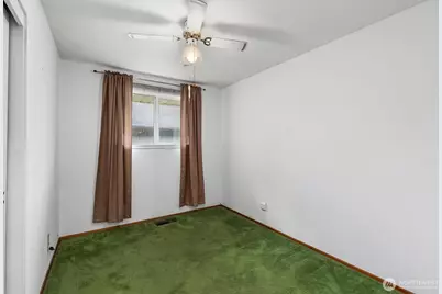 7037 E B Street, Tacoma, WA 98404 - Photo 12