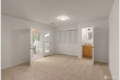 6005 121st Avenue SE, Bellevue, WA 98006 - Photo 18