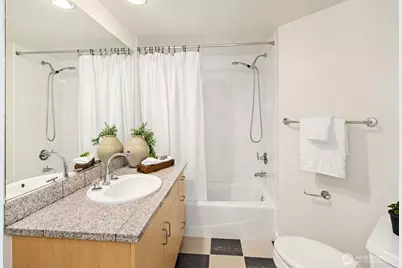 1100 106th Avenue NE #203, Bellevue, WA 98004 - Photo 28