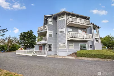 651 SE Bayshore Drive #A101, Oak Harbor, WA 98277 - Photo 1