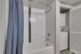 900 Lenora St, Seattle, WA 98121 - Photo 20