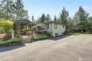 2357 Mountain View Rd E, Port Orchard, WA 98366 - Photo 2