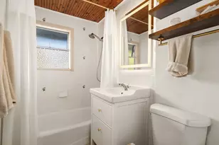 11902 21st Ave SW, Burien, WA 98146 - Photo 12