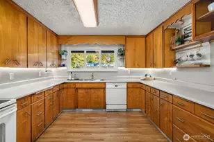 11902 21st Ave SW, Burien, WA 98146 - Photo 18
