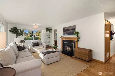 11902 21st Avenue SW, Burien, WA 98146 - Photo 8