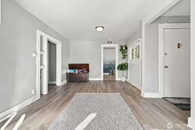 311 2nd Avenue NE, Puyallup, WA 98372 - Photo 16