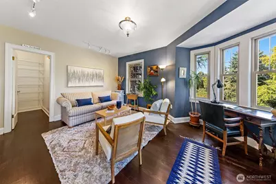 5810 Cowen Place NE #310, Seattle, WA 98105 - Photo 6