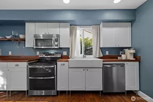 3111 154th St SW, Lynnwood, WA 98087 - Photo 8