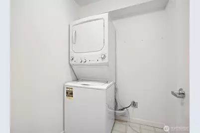 701 Galer Street #608, Seattle, WA 98109 - Photo 28