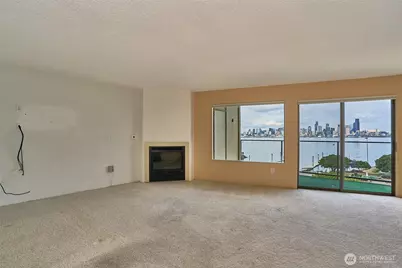 1301 Harbor Ave SW #308, Seattle, WA 98116 - Photo 8