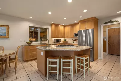 14100 SE 44th Street, Bellevue, WA 98006 - Photo 10