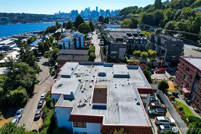 610 Wheeler Street #404, Seattle, WA 98109 - Photo 36
