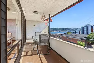 610 Wheeler St, Seattle, WA 98109 - Photo 12