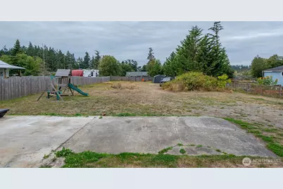 1105 Paul Avenue, Oak Harbor, WA 98277 - Photo 32