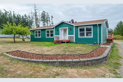 1105 Paul Avenue, Oak Harbor, WA 98277 - Photo 1