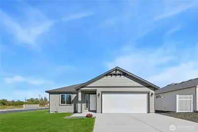 321 N Lessor Loop, Moses Lake, WA 98837 - Photo 1