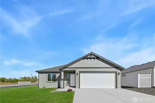 321 N Lessor Loop, Moses Lake, WA 98837 - Photo 1