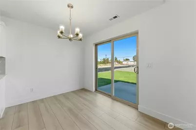 321 N Lessor Loop, Moses Lake, WA 98837 - Photo 12