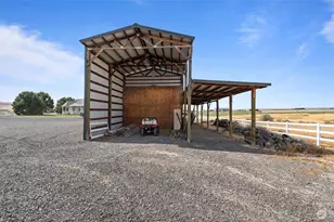 1206 Gardena Creek Rd, Touchet, WA 99360 - Photo 24