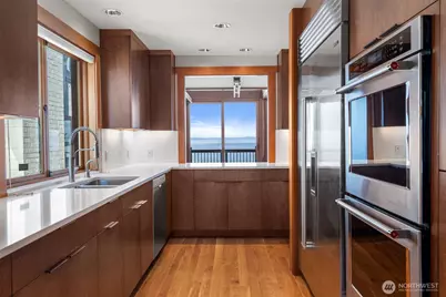 3103 Alki Avenue SW, Seattle, WA 98116 - Photo 14