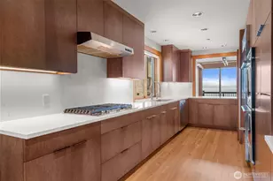 3103 Alki Ave SW, Seattle, WA 98116 - Photo 12