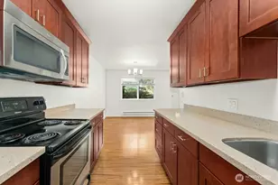 6111 N 16th St, Tacoma, WA 98406 - Photo 8