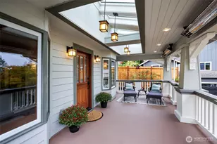 1011 NE 103rd St, Seattle, WA 98125 - Photo 2