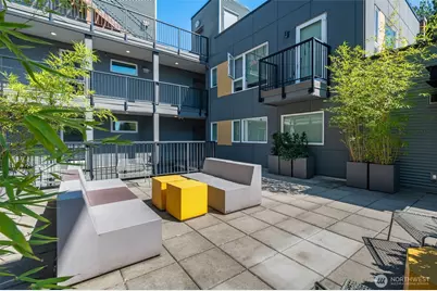 750 11th Avenue E #103, Seattle, WA 98102 - Photo 20