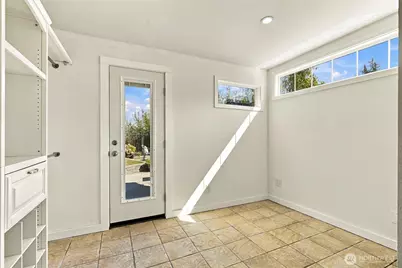 2925 Panaview Blvd, Everett, WA 98203 - Photo 32