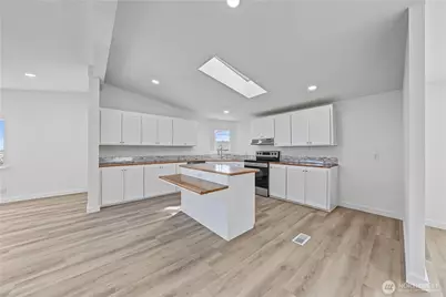 10124 NE Rd 16 NE, Moses Lake, WA 98837 - Photo 8