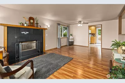 4984 31st Street NE, Tacoma, WA 98422 - Photo 4