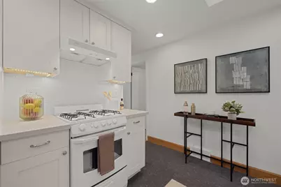 7723 33rd Ave NE, Seattle, WA 98115 - Photo 10