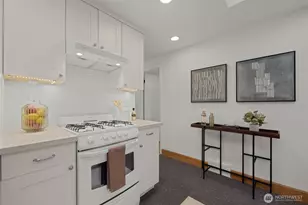 7723 33rd Ave NE, Seattle, WA 98115 - Photo 10