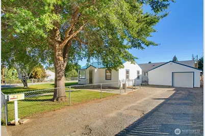 1101 8th Street, Wenatchee, WA 98801 - Photo 4