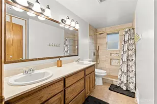 1318 28th St SE, Auburn, WA 98002 - Photo 18