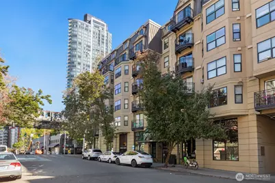 425 Vine St #721, Seattle, WA 98121 - Photo 1
