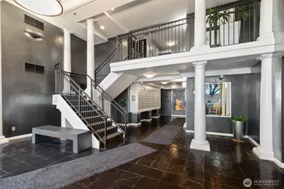 425 Vine St #721, Seattle, WA 98121 - Photo 14