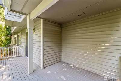 18555 NE 57th Street #18555, Redmond, WA 98052 - Photo 36
