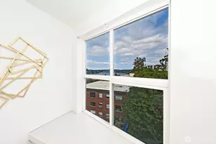 530 Melrose Ave E, Seattle, WA 98102 - Photo 20